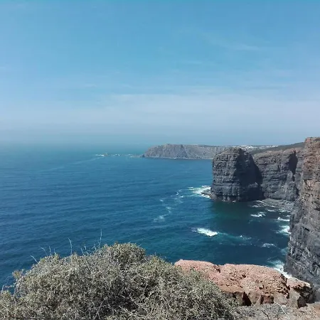 Arrifana View Flat - 2km Arrifana *