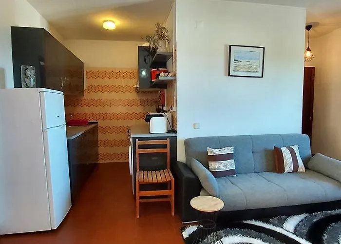 Arrifana View Flat - 2km Arrifana *