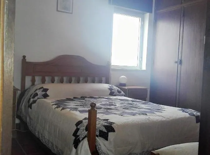 Arrifana View Flat - 2km Arrifana *